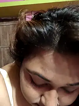 Snapshot of hotbhabhi011 chatting on 09/29/25, 11:04 hotbhabhi011 online show from 09/29/25, 11:04