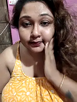 Snapshot of hotbhabhi011 chatting on 10/10/25, 03:33 hotbhabhi011 online show from 10/10/25, 03:33