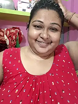 Snapshot of hotbhabhi011 chatting on 11/05/25, 03:28 hotbhabhi011 online show from 11/05/25, 03:28