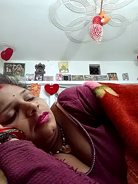 Snapshot of Rani_sahiba chatting on 10/13/25, 10:43 Rani sahiba online show from 10/13/25, 10:43