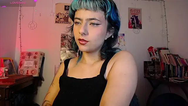 Snapshot of AlmaNanax chatting on 02/06/26, 01:21 AlmaNanax online show from 02/06/26, 01:21