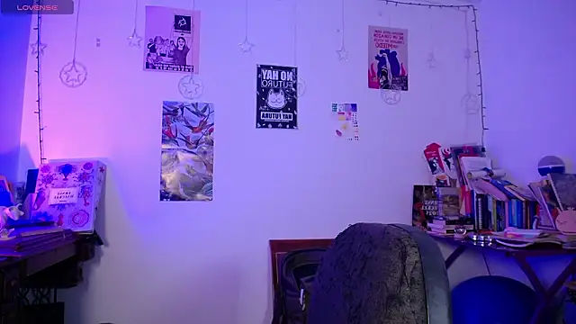 Snapshot of AlmaNanax chatting on 03/09/26, 03:21 AlmaNanax online show from 03/09/26, 03:21