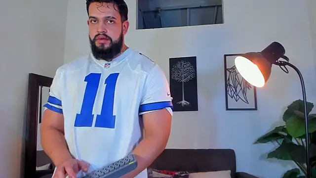Justin kingX7 online show from 06/08/26, 04:02