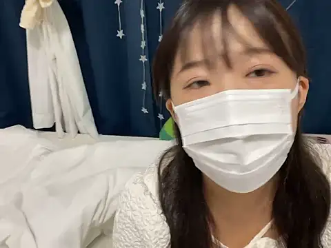 Snapshot of hikiwarinatto_xoxo chatting on 09/12/25, 11:48 hikiwarinatto xoxo online show from 09/12/25, 11:48