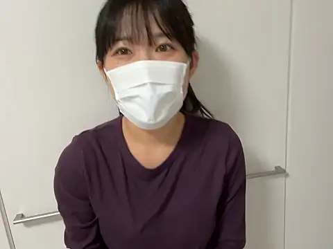 Snapshot of hikiwarinatto_xoxo chatting on 10/27/25, 09:13 hikiwarinatto xoxo online show from 10/27/25, 09:13