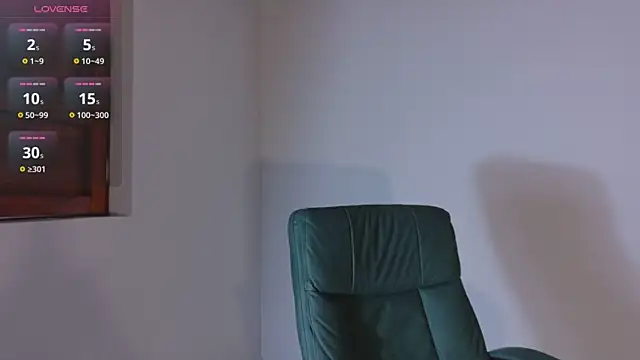 Olivia11  online show from 11/13/25, 11:09