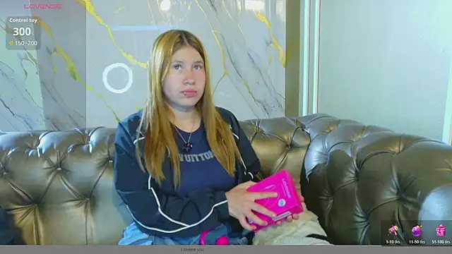 Snapshot of Olivia11_ chatting on 02/07/26, 12:42 Olivia11 online show from 02/07/26, 12:42