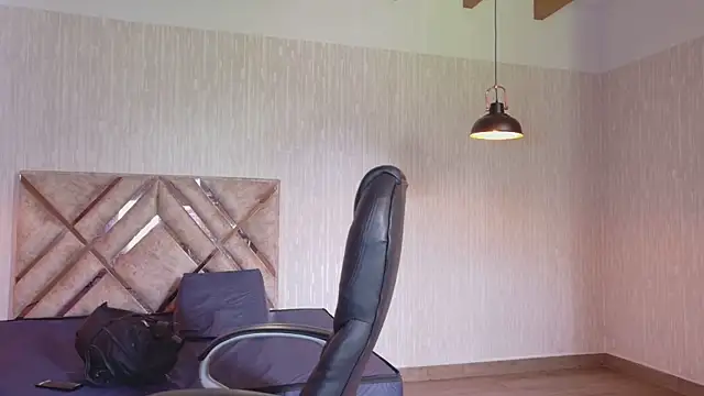 Snapshot of Olivia11_ chatting on 02/20/26, 03:01 Olivia11 online show from 02/20/26, 03:01