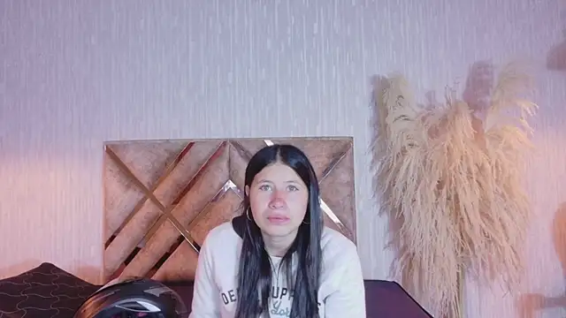 Snapshot of Olivia11_ chatting on 03/21/26, 12:10 Olivia11 online show from 03/21/26, 12:10