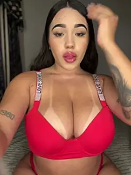 SofiaWildee online show from 04/01/26, 04:02