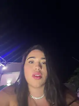 SofiaWildee online show from 06/25/26, 05:12