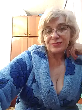 52MiaLove02 online show from 11/28/25, 05:59