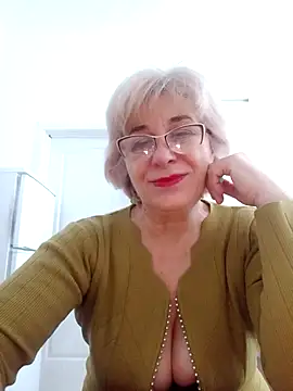 52MiaLove02 online show from 02/10/26, 05:44