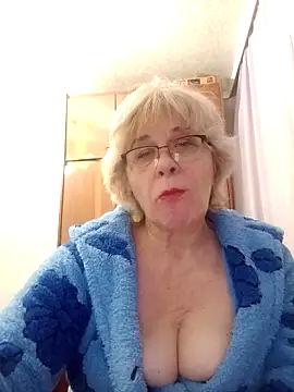 52MiaLove02 online show from 02/16/26, 06:04