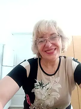 Snapshot of 52MiaLove02 chatting on 05/08/26, 05:02 52MiaLove02 online show from 05/08/26, 05:02