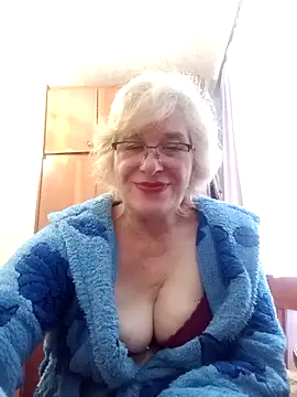 Snapshot of 52MiaLove02 chatting on 05/10/26, 08:30 52MiaLove02 online show from 05/10/26, 08:30