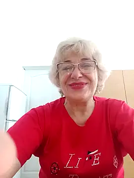 Snapshot of 52MiaLove02 chatting on 06/24/26, 04:44 52MiaLove02 online show from 06/24/26, 04:44