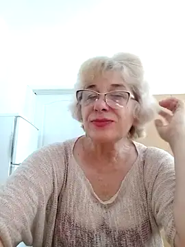 Snapshot of 52MiaLove02 chatting on 07/02/26, 04:40 52MiaLove02 online show from 07/02/26, 04:40