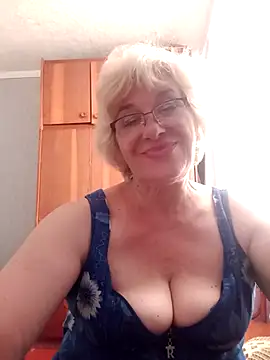 Snapshot of 52MiaLove02 chatting on 07/09/26, 05:17 52MiaLove02 online show from 07/09/26, 05:17