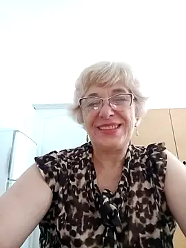 Snapshot of 52MiaLove02 chatting on 07/23/26, 04:43 52MiaLove02 online show from 07/23/26, 04:43