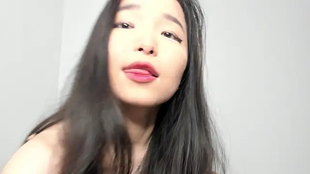Snapshot of Soyun_Mia chatting on 05/09/26, 12:10 Soyun Mia online show from 05/09/26, 12:10