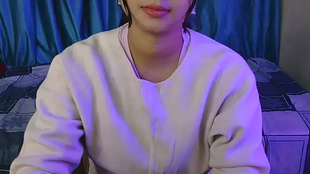 priya-kumari22 online show from 11/26/25, 06:25