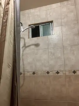 pitudo1313wuero online show from 02/09/26, 05:00