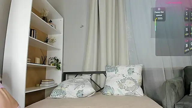 Snapshot of ErinBissonnette chatting on 03/17/26, 07:06 ErinBissonnette online show from 03/17/26, 07:06