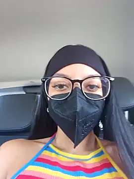 Snapshot of Liarmosca21 chatting on 02/10/26, 01:48 Liarmosca21 online show from 02/10/26, 01:48