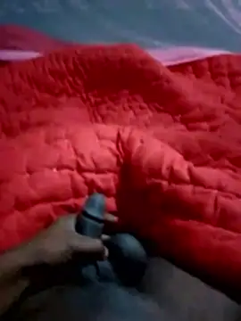 Snapshot of bappyandbanulove chatting on 12/21/25, 04:36 bappyandbanulove online show from 12/21/25, 04:36