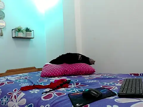 Snapshot of ashlyanaldeep18 chatting on 03/23/26, 02:04 ashlyanaldeep18 online show from 03/23/26, 02:04