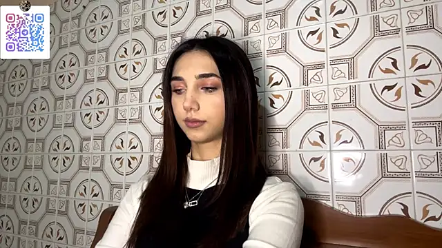 LinaMour online show from 12/16/25, 10:15