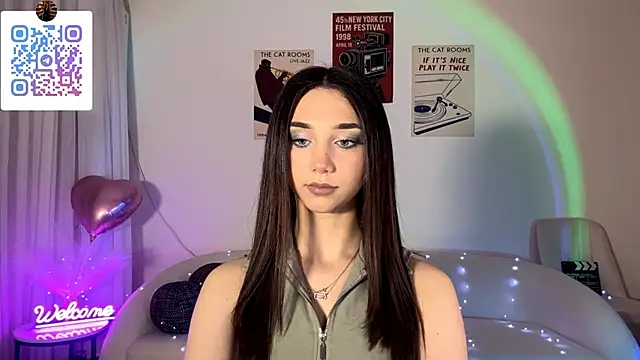 LinaMour online show from 04/29/26, 10:27