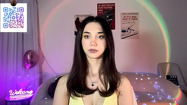 LinaMour online show from 05/05/26, 10:18