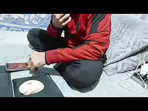 Snapshot of yazinyazin1 chatting on 02/16/26, 02:13 yazinyazin1 online show from 02/16/26, 02:13