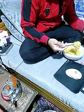 Snapshot of yazinyazin1 chatting on 03/07/26, 09:01 yazinyazin1 online show from 03/07/26, 09:01