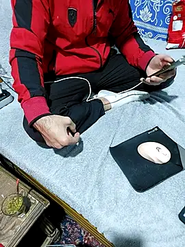 Snapshot of yazinyazin1 chatting on 03/09/26, 09:19 yazinyazin1 online show from 03/09/26, 09:19