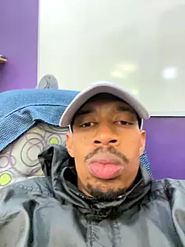 fitsexyman online show from 09/09/25, 12:26