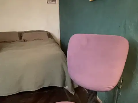 calientechota online show from 11/21/25, 04:49