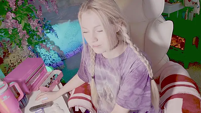 Talulaa online show from 02/23/26, 08:39