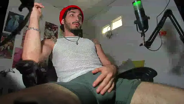 LovexJuxn  online show from 11/20/25, 06:29