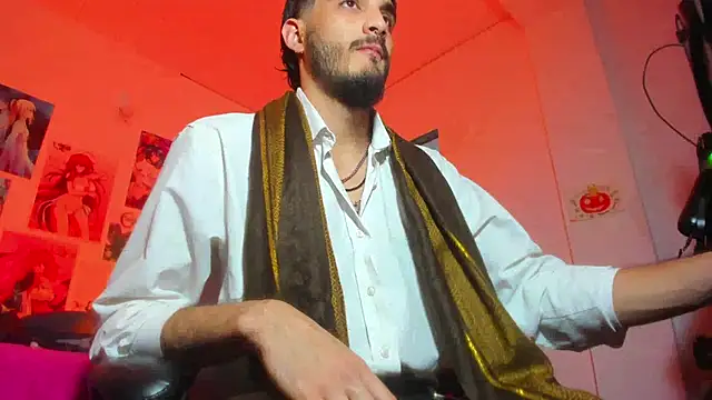 LovexJuxn  online show from 12/16/25, 09:31