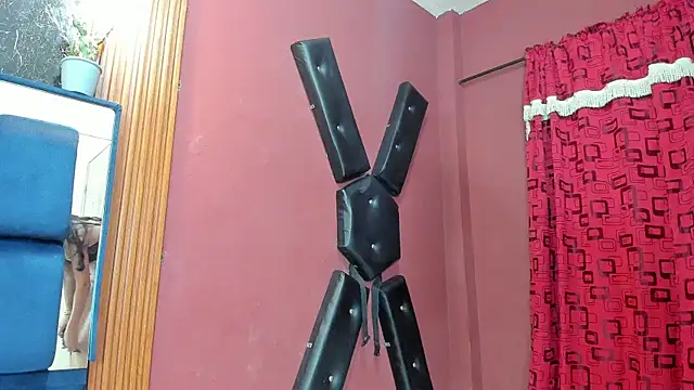 JisooLuv online show from 12/18/25, 07:20