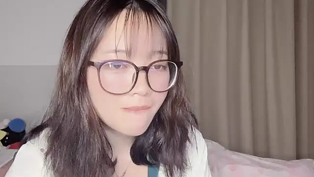 Snapshot of Xoxo-258 chatting on 09/15/25, 07:14 Xoxo-258 online show from 09/15/25, 07:14