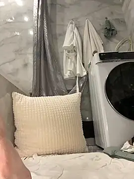 Kitty Kisss online show from 10/19/25, 07:36