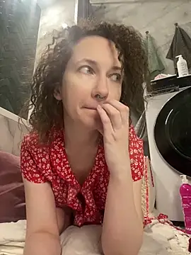 Snapshot of Kitty_Kisss chatting on 03/10/26, 02:11 Kitty Kisss online show from 03/10/26, 02:11