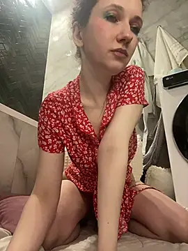 Snapshot of Kitty_Kisss chatting on 03/21/26, 03:33 Kitty Kisss online show from 03/21/26, 03:33