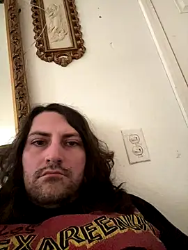 Snapshot of crashnasty chatting on 10/26/25, 09:31 crashnasty online show from 10/26/25, 09:31