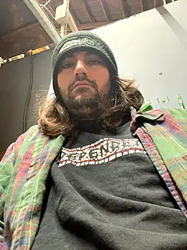 Snapshot of crashnasty chatting on 11/03/25, 05:47 crashnasty online show from 11/03/25, 05:47