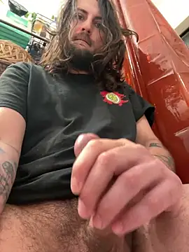 Snapshot of crashnasty chatting on 01/15/26, 01:48 crashnasty online show from 01/15/26, 01:48